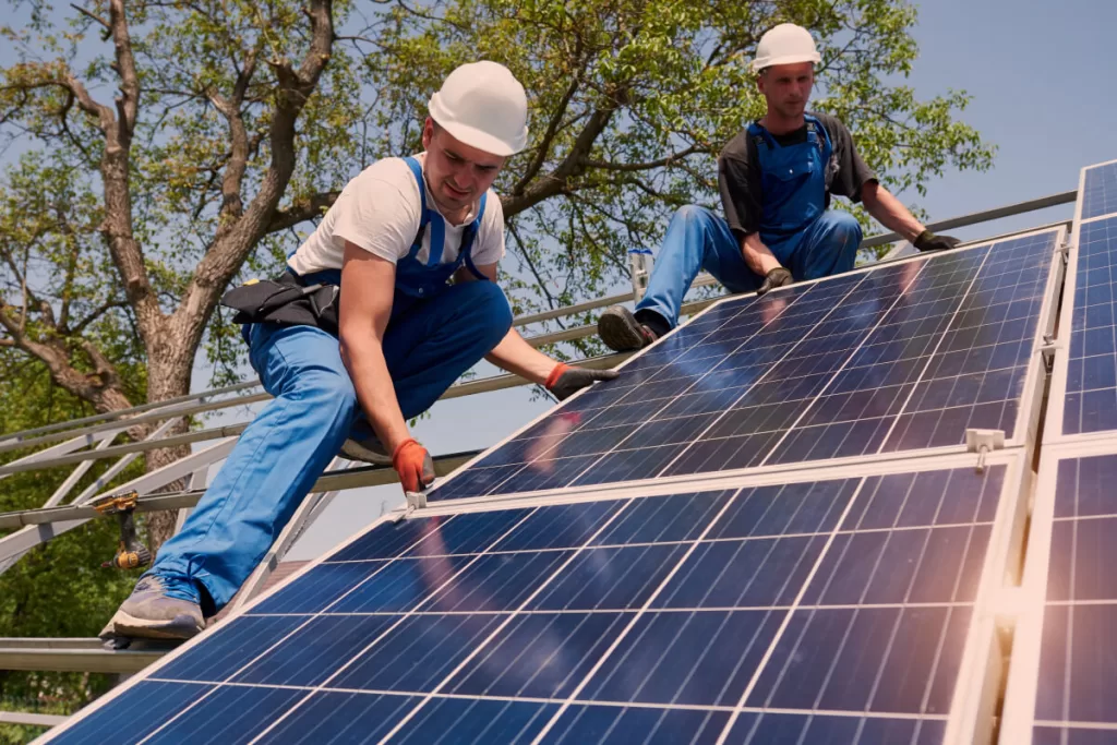 Instalación de Paneles Solares Fotovoltaicos