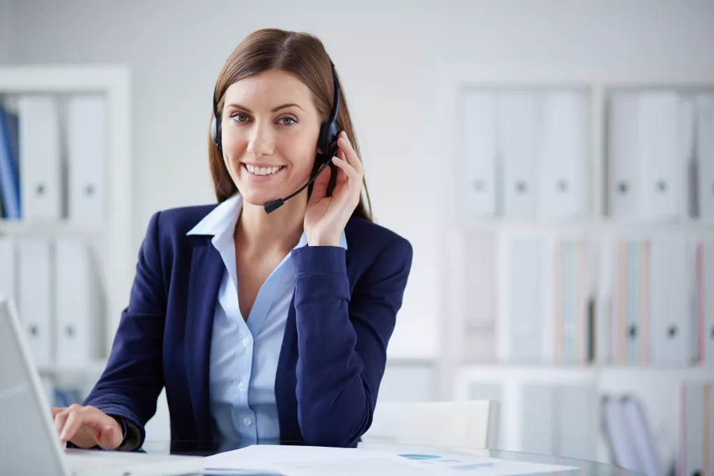Mentalidad de Servicio: Más Allá de la Atención al Cliente